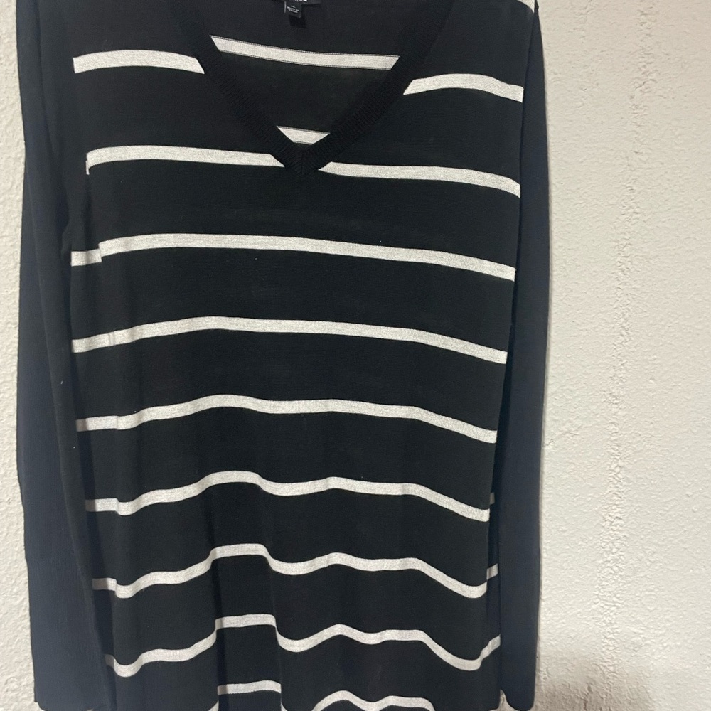 Womens light weight sweater